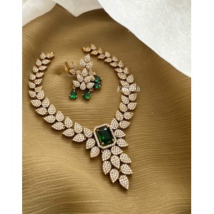 AD Double Leaf Neckpiece - Green