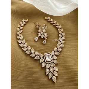 AD Double Leaf Neckpiece - White