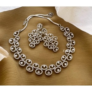 AD Double Oval Neckpiece - White