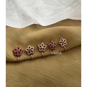 AD Intricate Flower Nose Pin