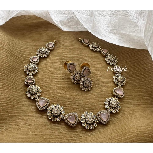 Miniature Victorian Flower Neckpiece - Pastel Pink