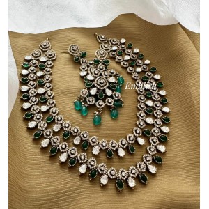 Royal victorian Tear Drop Double Layer Neckpiece - Green