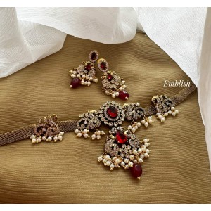 Victorian Flower Peacock Pendant High Neck Choker - Red