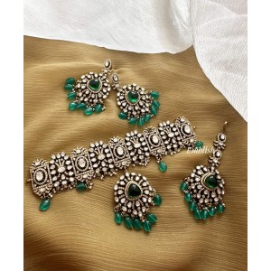 Grand Royal Victorian Flower Choker with Tikka Set - Green