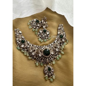 Grand Victorian Flower with Peacock Pendant Short Neckpiece - Green