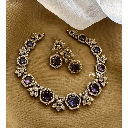 Victorian Miniature Diamond Shape Flower Neckpiece - Purple