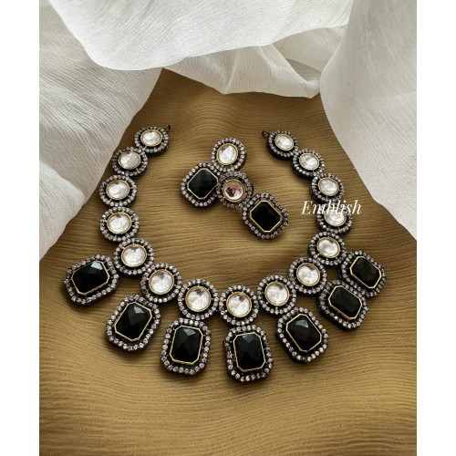 Victorian Kundan Classy Neckpiece - Black