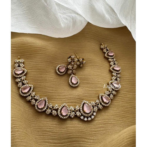 Victorian Thilak Elegant Short Neckpiece - Pastel Pink