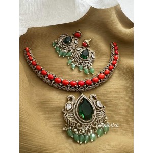 Grand Victorian Coral Double Peacock Pendant Short Neckpiece - Green