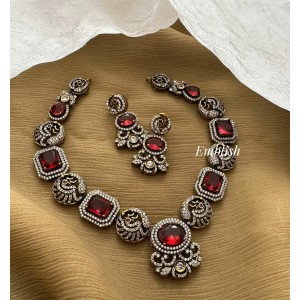 Miniature Royal Victorian Flower Peacock Neckpiece - Glossy Red