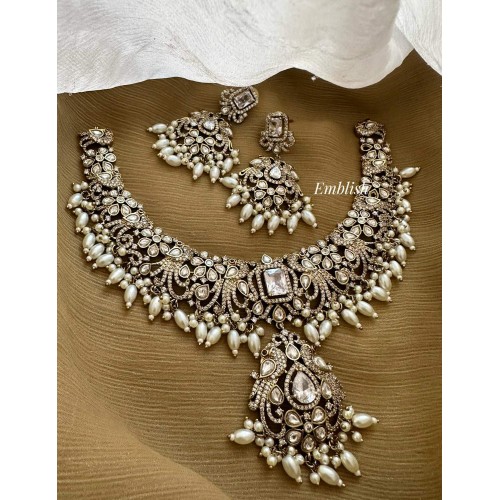 Victorian Double Peacock Intricate Flower Neckpiece - White