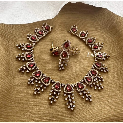 Designer Victorian Classic Neckpiece - Red